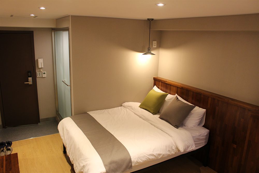 Hostel Cleo Seoul Hongdae Exteriör bild